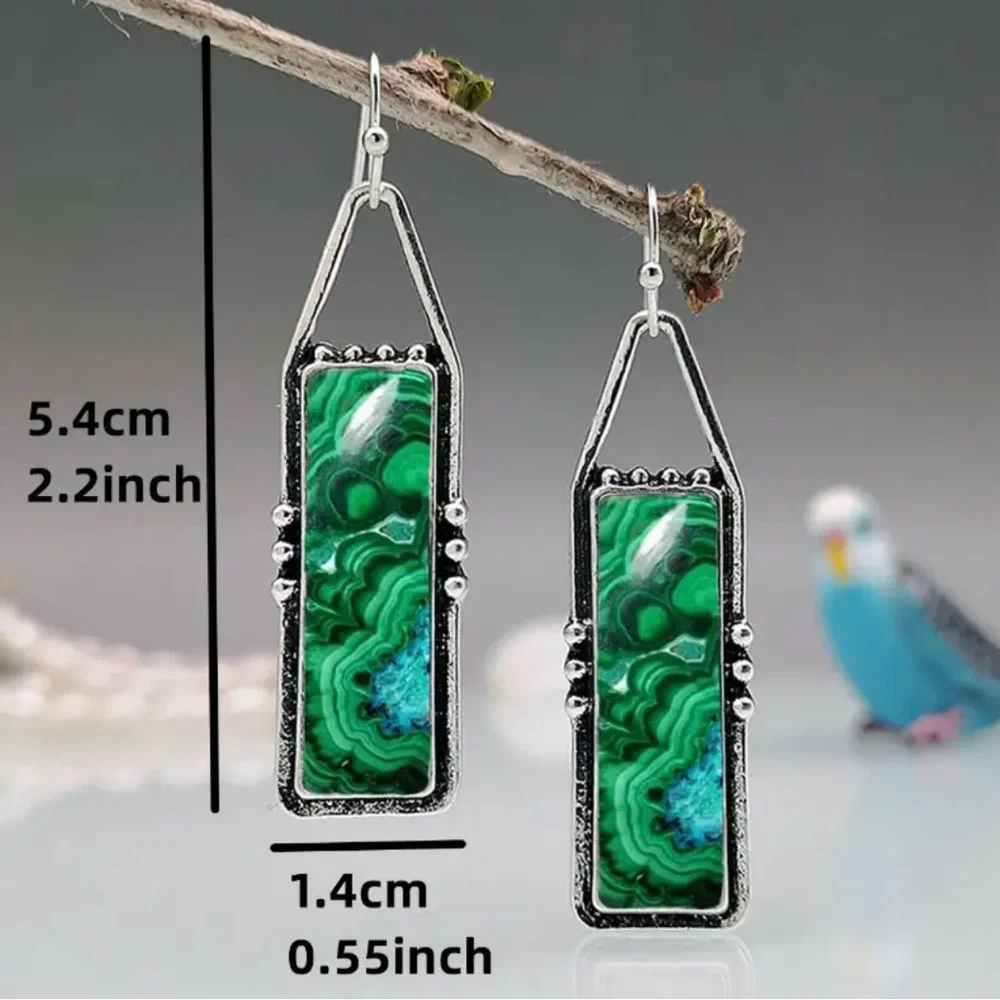 Green Dangle Earrings Silver Tone Drop Lightweight Statement Gift - Picture 6 of 6